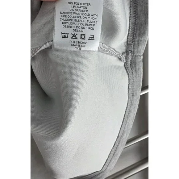 Express Crop Tank Top Women XL Gray Sleeveless Stretch NWT - Picture 5 of 8